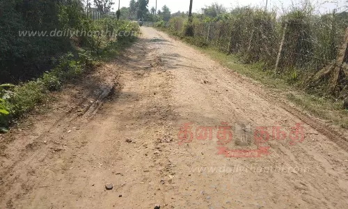 கீழஅரசூர் செல்லும் சாலை சீரமைக்கப்படுமா? கீழஅரசூர் செல்லும் சாலை சீரமைக்கப்படுமா?