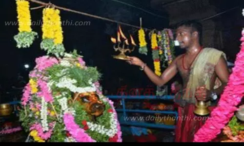 கழுகாசலமூர்த்தி கோவிலில் சனி பிரதோஷ விழா