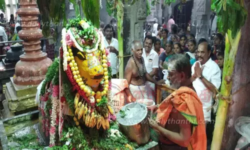 செண்பகவல்லி அம்மன் கோவிலில் சனி பிரதோஷ விழா