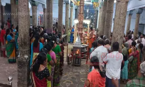 கோவில்களில் சனி பிரதோஷ வழிபாடு