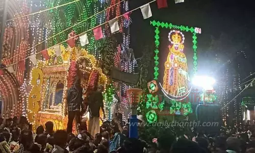 கூடங்குளம் புனித அன்னம்மாள் ஆலய தேர் பவனி