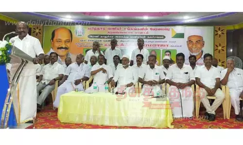 வியாபாரிகளிடம் சாதி, மதம் இருக்கக்கூடாது