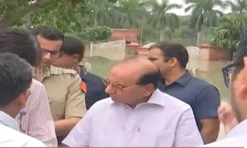 டெல்லியில் வெள்ளம் பாதித்த பகுதிகளை பார்வையிட்ட துணைநிலை கவர்னர்