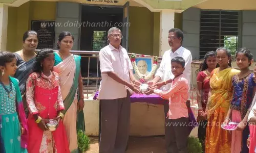 நாகனூர் ஊராட்சி ஒன்றிய நடுநிலைப்பள்ளியில்காமராஜர் பிறந்த நாள் விழா