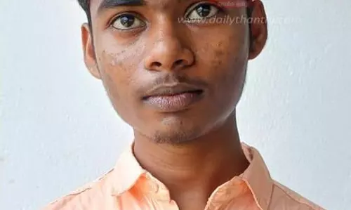 7.5 சதவீத இடஒதுக்கீட்டில் மாநிலத்தில் 2-வது இடம்:ஏழைகளுக்கு தரமான மருத்துவ வசதி கிடைக்க உழைப்பேன்தர்மபுரி அரசு பள்ளி மாணவர் பேட்டி