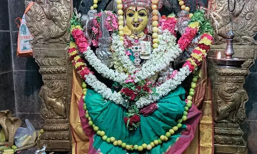 ஆடி அமாவாசையையொட்டிஅம்மன் கோவில்களில் சிறப்பு வழிபாடு