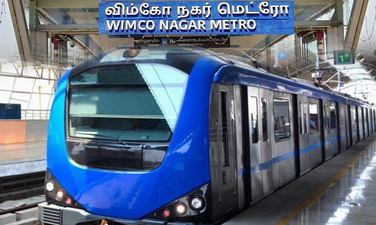 மின் வினியோகத்தில் ஏற்பட்ட கோளாறு: விம்கோ நகரில் மெட்ரோ ரெயில் சேவை பாதிப்பு - 4 மணி நேரம் ரெயில்கள் ஓடாததால் பயணிகள் அவதி