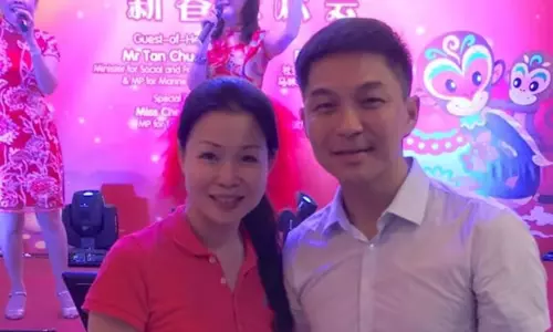 சிங்கப்பூர்: கள்ளக்காதல் விவகாரம் தொடர்பாக சபாநாயகர்- பெண் எம்.பி. ராஜினாமா ...!