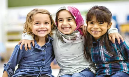 பகைவனிடம் அன்பு காட்டுவோம் பகைவனிடம் அன்பு காட்டுவோம்