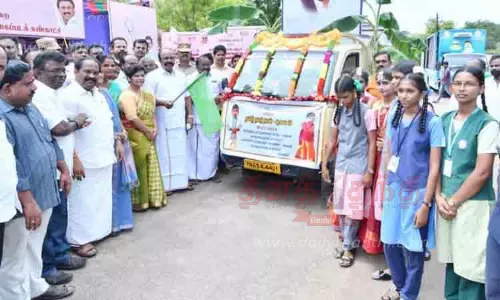 மாணவ-மாணவிகள் விழிப்புணர்வு பேரணி-அமைச்சர் பெரிய கருப்பன் தொடங்கி வைத்தார்