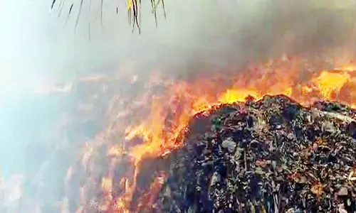 திருச்சி அரியமங்கலம் குப்பை கிடங்கில் பயங்கர தீ விபத்து