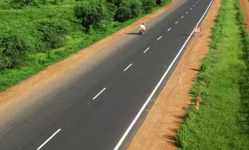 3 மாதங்களில் சாலை அமைக்கப்படும்