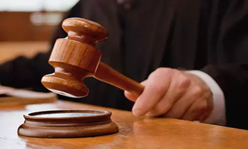 மன உளைச்சலுக்கு ஆளான மருத்துவ மாணவருக்கு ரூ.25 லட்சம் இழப்பீடு: செங்கல்பட்டு மாவட்ட நுகர்வோர் கோர்ட்டு தீர்ப்பு