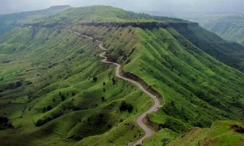 கிழக்கு தொடர்ச்சி மலையின் எல்லைகள் கிழக்கு தொடர்ச்சி மலையின் எல்லைகள்
