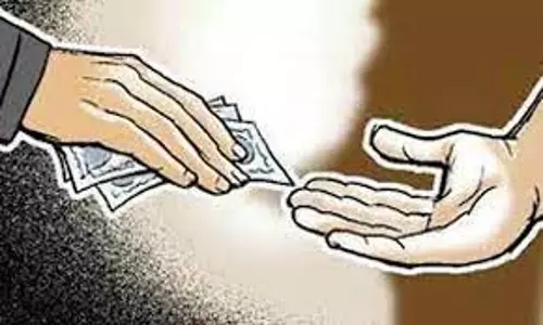 சகாப்பூரில் ரூ.11 ஆயிரம் லஞ்சம் வாங்கிய மருத்துவ அதிகாரி கைது