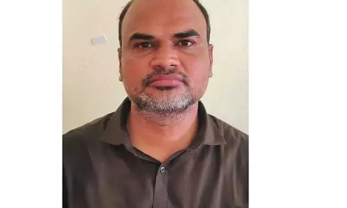 புதிதாக உதயமானவாணாபுரம் தாலுகா தாசில்தாராக குமரன் பொறுப்பேற்புதுணைதாசில்தார்களும் பொறுப்பேற்றனர்