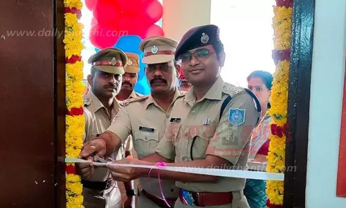 இணையதள குற்றங்களை தடுக்க சைபர் கிரைம் பிரிவு