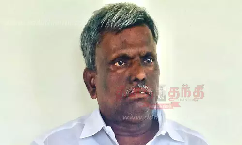 ரேஷன் விற்பனையாளரிடம் ரூ.1000 லஞ்சம்; அதிகாரிக்கு 2 ஆண்டு சிறை