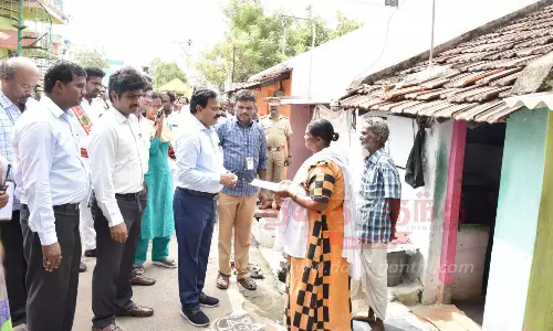 வீடு, வீடாக விண்ணப்பம் வழங்கும் பணி தொடக்கம் வீடு, வீடாக விண்ணப்பம் வழங்கும் பணி தொடக்கம்