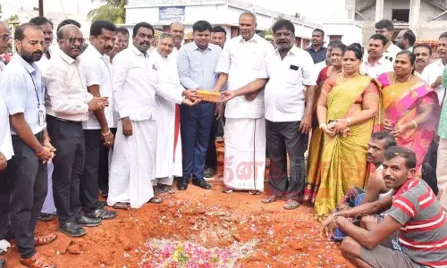 ரூ.605 கோடியில் கூட்டு குடிநீர் திட்டப்பணிக்கு பூமி பூஜை- சபாநாயகர் அப்பாவு தொடங்கி வைத்தார் ரூ.605 கோடியில் கூட்டு குடிநீர் திட்டப்பணிக்கு பூமி பூஜை- சபாநாயகர் அப்பாவு தொடங்கி வைத்தார்