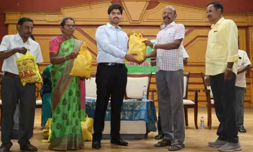 255 ஆசிரியர்களுக்கு 8,500 பனை விதைகள் 255 ஆசிரியர்களுக்கு 8,500 பனை விதைகள்