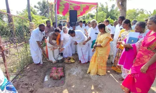 ரூ.1 கோடியில் புதிய சாலை அமைக்கும் பணி