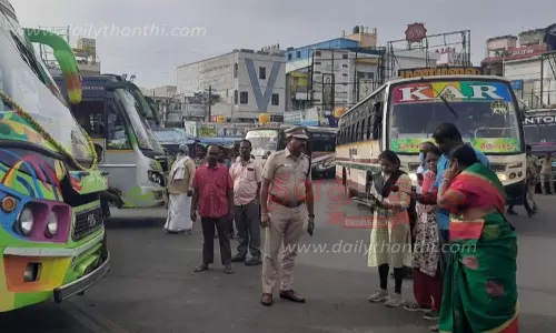 தர்மபுரி பஸ் நிலையத்தில்13 பஸ்களில் ஏர்ஹாரன்கள் பறிமுதல்அதிகாரிகள் நடவடிக்கை