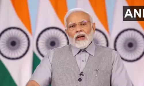 முந்தின காங்கிரஸ் அரசில் வங்கி துறை பேரழிவை சந்தித்தது:  பிரதமர் மோடி