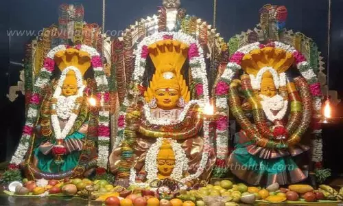 முப்பெரும் தேவியர் பவானி அம்மன் கோவிலில் ஆடிப்பூர வளைகாப்பு விழா