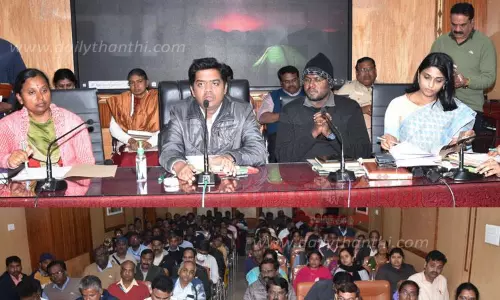 மாணவர் சேர்க்கையை அதிகரிக்க வேண்டும்