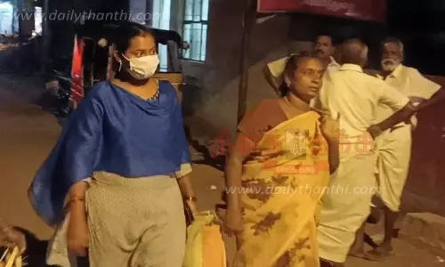 மயிலாடுதுறை நகராட்சி பெண் ஊழியர் மீட்பு