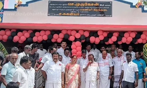 ரூ.7 லட்சத்தில் பயணிகள் நிழற்குடை