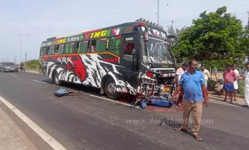 மோட்டார் சைக்கிளில் சென்றவர் பஸ் மோதி சாவு