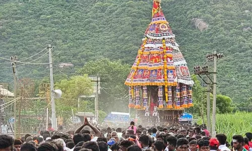மகா மாரியம்மன் கோவில் தேரோட்டம் மகா மாரியம்மன் கோவில் தேரோட்டம்