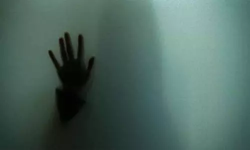 பாகிஸ்தான்: புகாரளிக்க சென்ற கர்ப்பிணியை ரோந்து சென்ற கான்ஸ்டபிள் பலாத்காரம் செய்த அவலம்