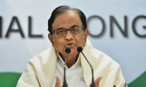 கோமா நிலையில் மத்திய அரசு - ப. சிதம்பரம் விமர்சனம் கோமா நிலையில் மத்திய அரசு - ப. சிதம்பரம் விமர்சனம்