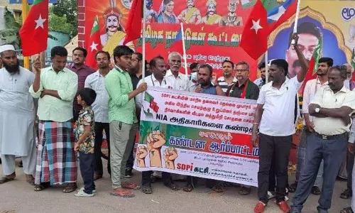 சங்கராபுரம், மூங்கில்துறைப்பட்டில் எஸ்.டி.பி.ஐ. கட்சியினர் ஆர்ப்பாட்டம்