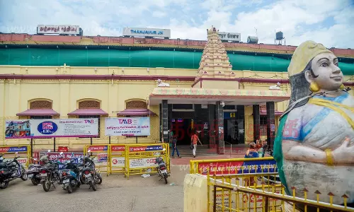 புதுப்பொலிவு பெறும் தஞ்சை ரெயில் நிலையம்