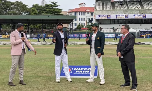 பாகிஸ்தானுக்கு எதிரான 2வது டெஸ்ட்; டாஸ் வென்ற இலங்கை பேட்டிங் தேர்வு...!