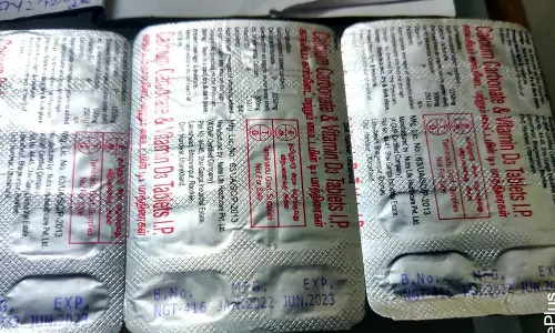 கர்ப்பிணிக்கு காலாவதியான மாத்திரைகள் வினியோகித்ததாக புகார்