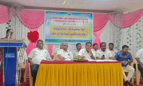 கைத்தறி நெசவு ஜவுளி ரகங்களுக்கு ஜி.எஸ்.டி.யில் இருந்து விலக்கு அளிக்க வேண்டும்