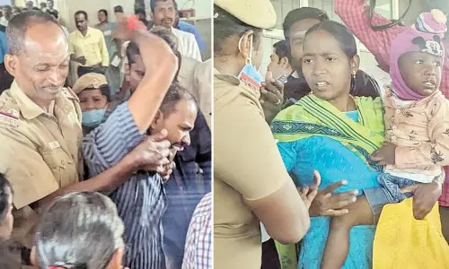 குடும்பத்துடன் தீக்குளிக்க முயன்ற தொழிலாளி