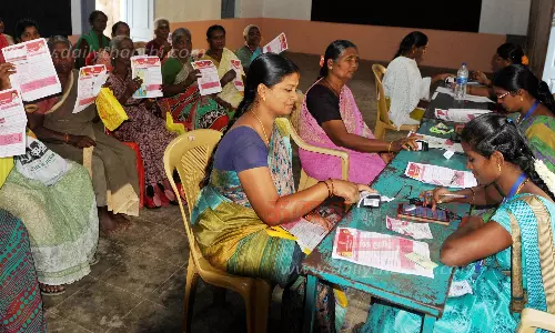 விண்ணப்பங்கள் பதிவுக்கான முதற்கட்ட சிறப்பு முகாம்கள் தொடக்கம்