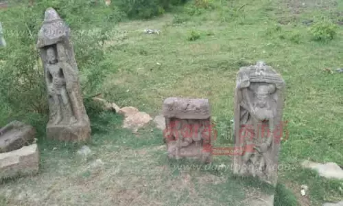 பழமையான சிற்பங்கள் கண்டெடுப்பு பழமையான சிற்பங்கள் கண்டெடுப்பு