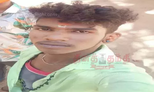 வாலிபர் சரமாரி குத்திக்கொலை வாலிபர் சரமாரி குத்திக்கொலை