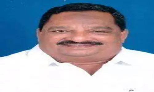 இலவச வேட்டி-சேலைகள் ஜனவரி 2-ந் தேதி முதல் பொதுமக்களுக்கு வழங்கப்படும்-அமைச்சர் ஆர்.காந்தி தகவல்