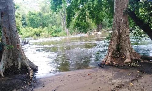 கூட்டாற்றில் தண்ணீர் வரத்து அதிகரிப்பு