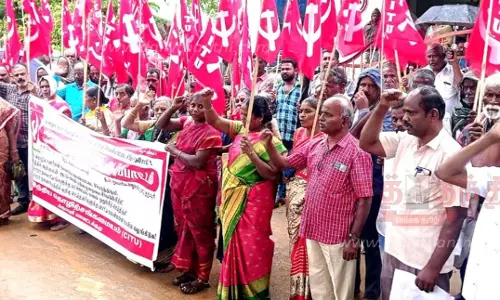 தர்மபுரியில்சி.ஐ.டி.யு. தொழிற்சங்கத்தினர் ஆர்ப்பாட்டம்