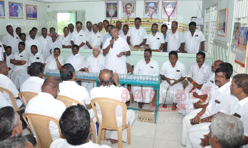 அரசு போக்குவரத்து கழகஅண்ணா தொழிற்சங்க நிர்வாகிகள் ஆலோசனை கூட்டம்