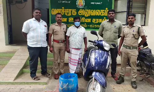18 கிலோ கடல்அட்டைகளுடன் வாலிபர் கைது